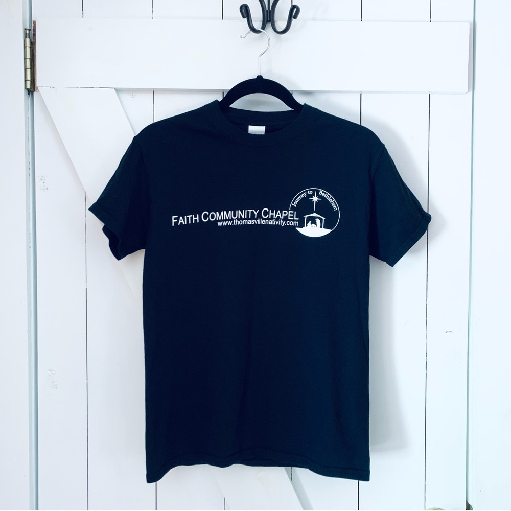 Size Small T-Shirt 100% Cotton Christian T-Shirt Nativity Christmas Star